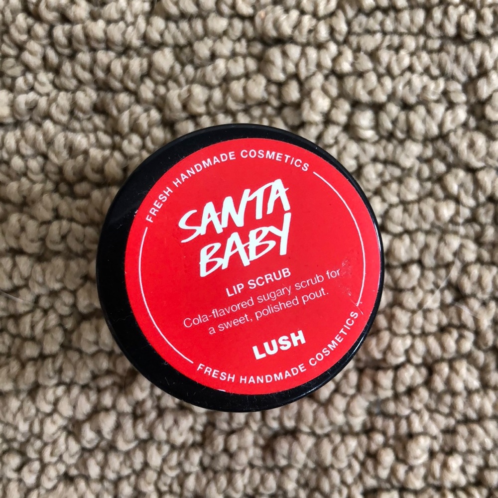Lush Santa Baby lip scrub